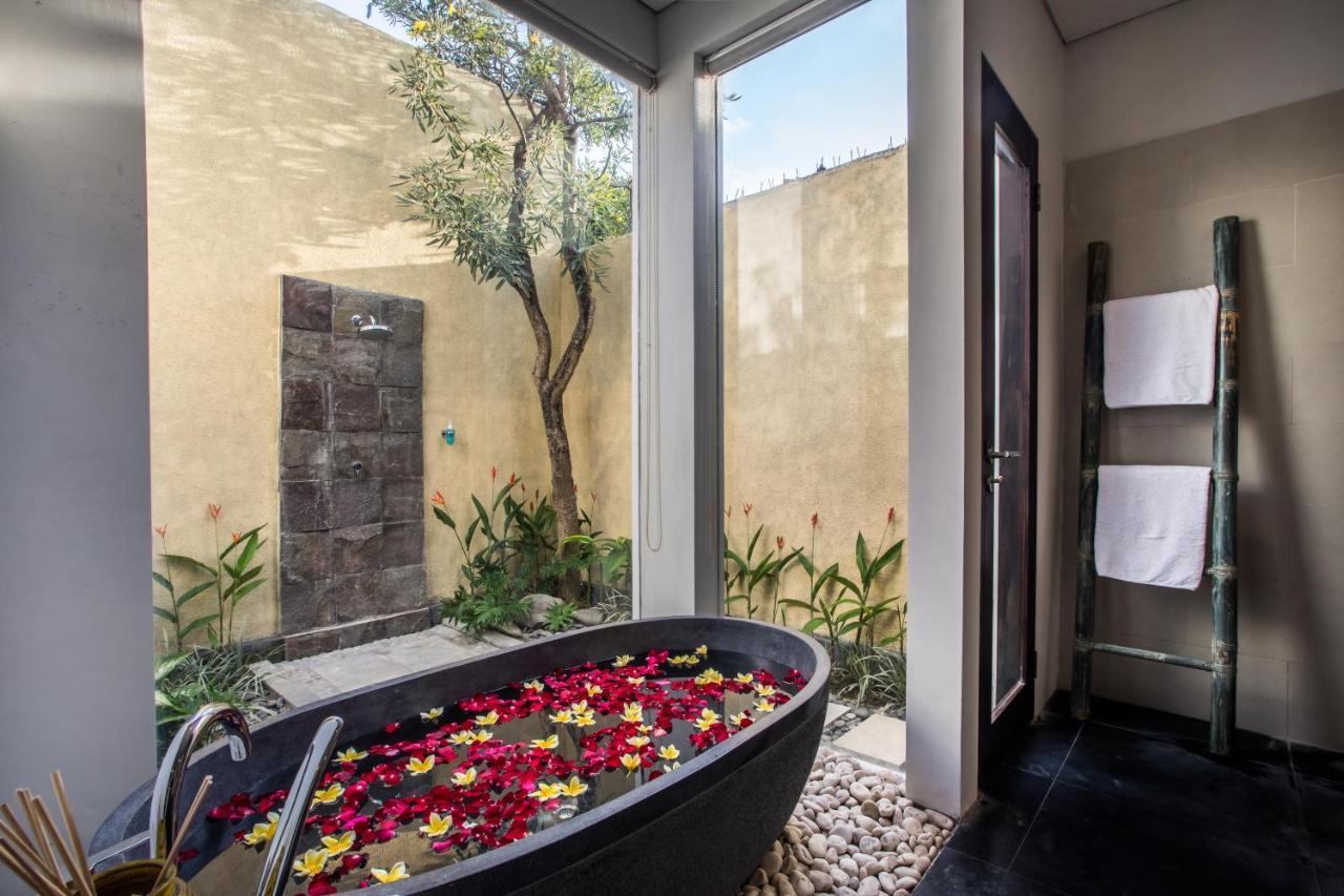 فيلا سمينياكفي Casa Lalita المظهر الخارجي الصورة